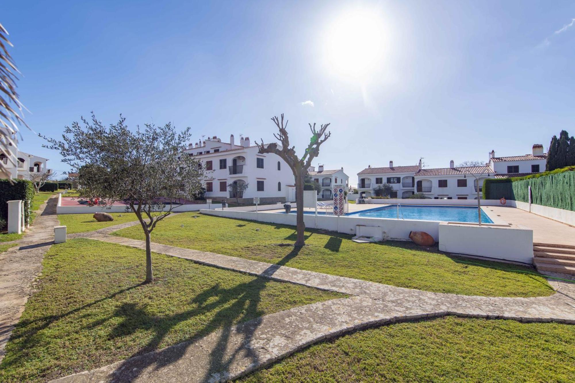 Siesta Mar One Bedroom Apartments Cala En Porter  Екстер'єр фото