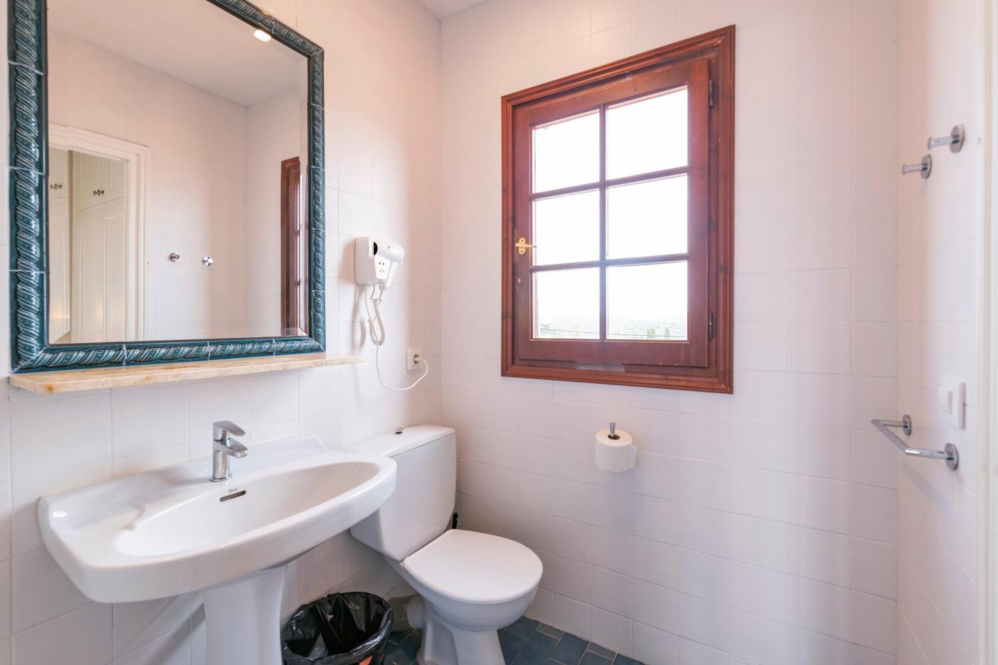 Siesta Mar One Bedroom Apartments Cala En Porter  Екстер'єр фото